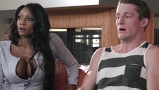 dogłębnie wylizał jej muszelkę