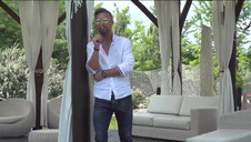 młody poddusza mamuśkę podczas dymania