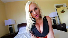 dokładnie wylizała szparę swojej przyjaciółce