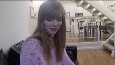 naoliwił i wyruchał czekoladową kobietę