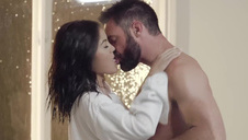 niunia lubi pieprzyć się ze starszymi