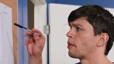 cycatka ostro wkłada sobie dildo