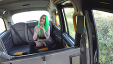 koleś zapina analnie swoją suczkę