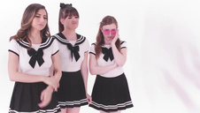 piją śliwowicę i rżną się na łóżku w trójkącie