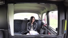 każda lasia poleci na jego dużego kutaska