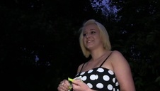 tatuś chętnie się dołączy do seksu młodej parki