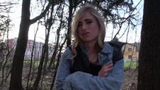 seksowna blond laseczka kocha pieprzenie w trójkącie