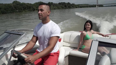 trzy lasencje zajęły się jego pałą