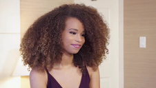 laska pali papieroska a on liże jej szparkę