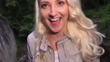 egzotyczna hazel star uwielbia ujeżdżać konia