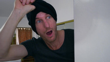 poderwał laskę w żółtej sukience