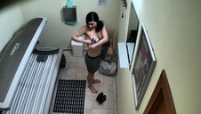 śliczna porno modelka pozuje nago