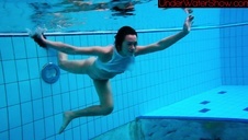 murzynek posuwa białowłosą giwazdę w dupsko