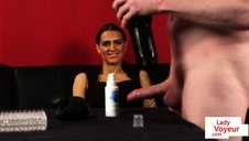 blondynka ruchana przez murzyna