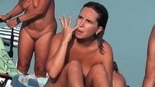 kręci porno film jak pierdoli się z nastolatką