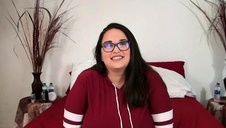 słodka mikołajka pięknie ciągnie