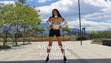 kusząca brunetka trzepie długiego członka