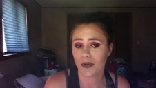 gorąca niunia wypięła mu dupkę