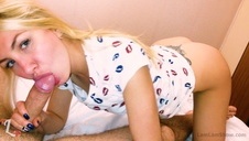 doświadczony facet liże jej muszelkę