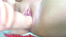 mamuśka przyłapała ich na seksie ale chętnie sama się dołączyła