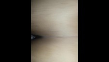 ona czuje że lata na jego pale