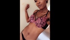 ruda puszysta mamuśka ma ochotę na bolca