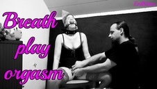 victoria unosi nóżki a on ją pięknie rżnie