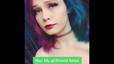 trzy delikatnie panie stawiają jego pałę do pionu