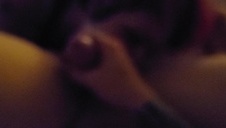 dwie niunie dogadzają sobie na wyrku