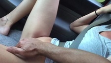 młode fajnie się pieszczą