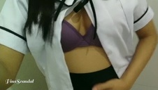 wytatuowana gwiazda słodko jęczy