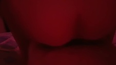 z opaloną latynoską