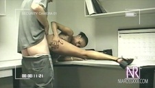 lubi rżnąć mamuśkę na stojaka od tylca