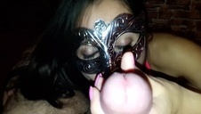 w plenerze zabawia się ze swoją pizdoliną