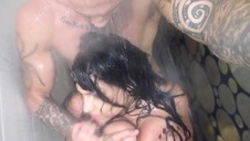 posuwa laskę na balkonie