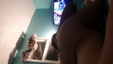 cycata i dojrzała na młodszym facecie