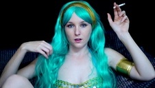 spuszcza się sprzątaczce w cipce