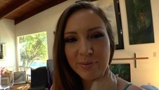 kendra lust kręci i nęci faceta swoim seksownym ciałkiem