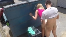 krągłe silikonowe piersi i jebanie na łyżeczkę