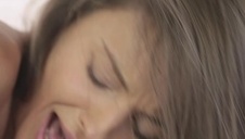 rodzice posuwają się gdy mają wolną chatę