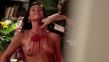 czekoladowa wytatuowana modelka pięknie ssie