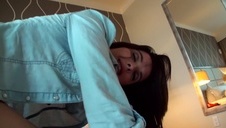 laska z głębokim gardłem ma pojemną analną dziurę