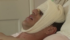 słodka melissa palcuje się i ciągnie pałę przed seksem