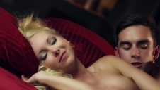 wielką pałą wydymał ją w dupala