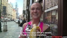 grupowy seksik z boskimi studentkami