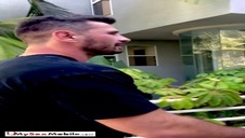 dobrze potrafi jej zrobić