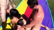 przy okazji badania obmacuje swoją pacjentkę