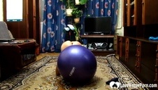 wytrysk spermy z dużego penisa do ust i na twarz blondynki