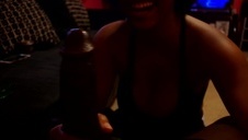 naga niunia w przebieralni