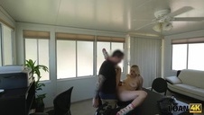 piękna amerykanka trzepie konia